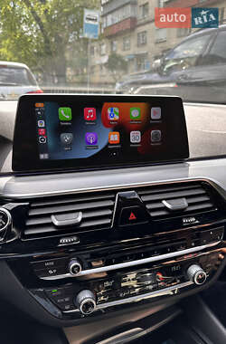 Седан BMW 5 Series 2017 в 