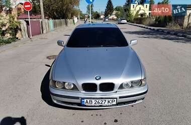 Седан BMW 5 Series 2000 в Хмільнику