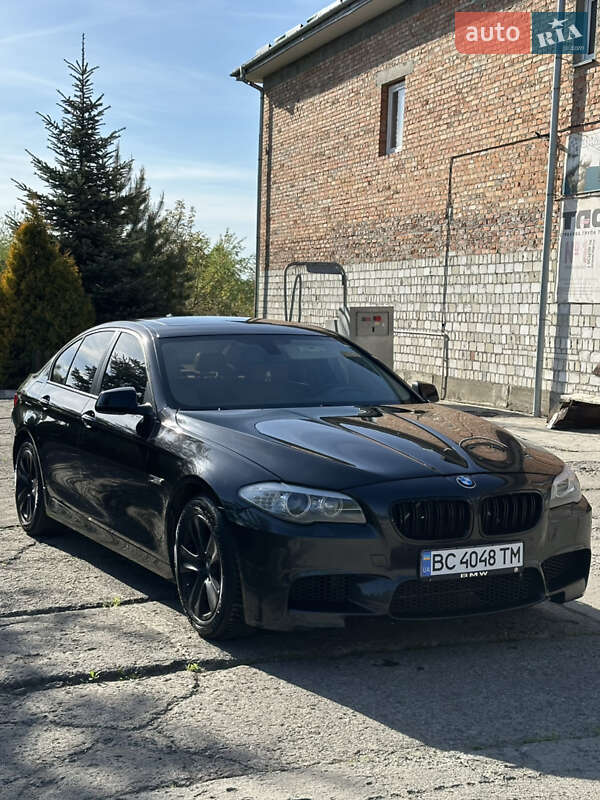 Седан BMW 5 Series 2013 в Львове