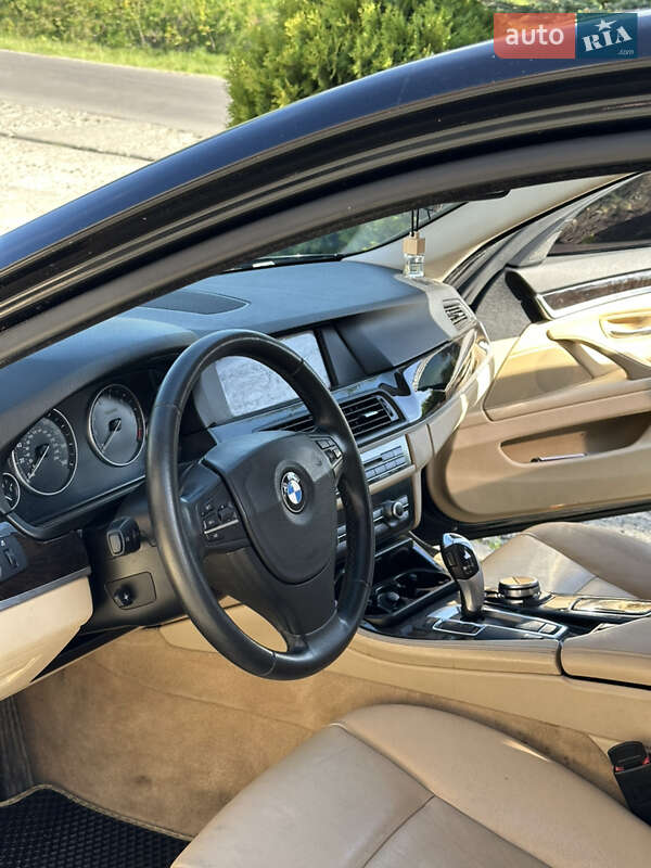 Седан BMW 5 Series 2013 в Львове