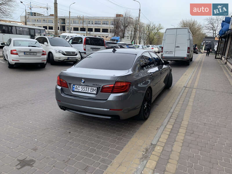 Седан BMW 5 Series 2011 в Володимирі