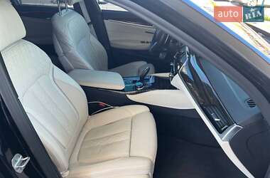 Седан BMW 5 Series 2021 в 