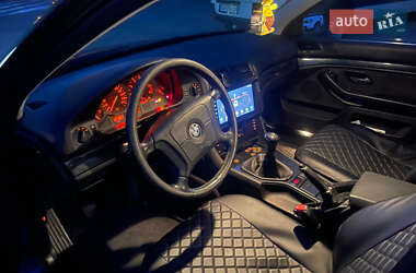 Седан BMW 5 Series 1998 в 