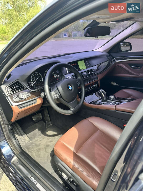 Седан BMW 5 Series 2015 в Києві
