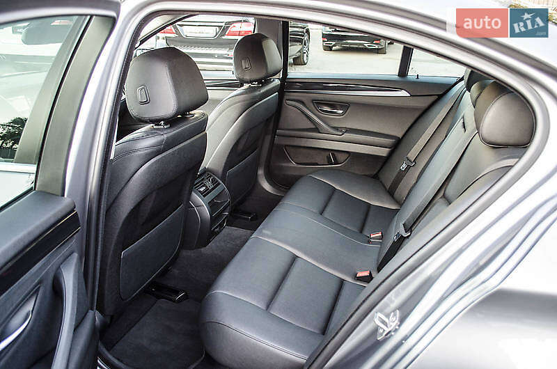 Седан BMW 5 Series 2015 в Житомире
