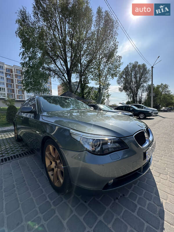 Седан BMW 5 Series 2003 в 