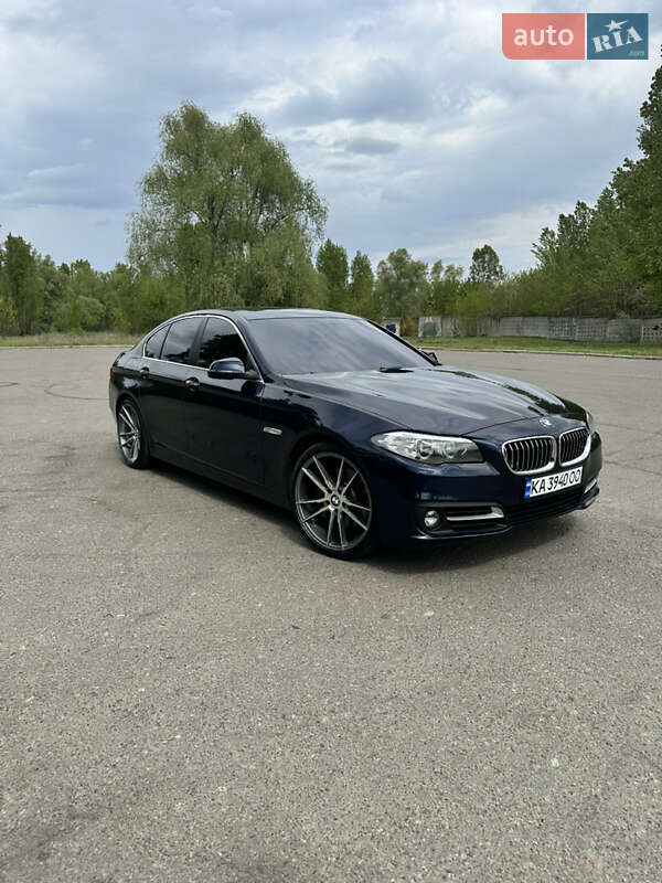 Седан BMW 5 Series 2015 в Києві