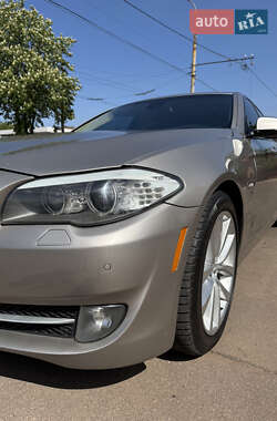 Седан BMW 5 Series 2011 в 