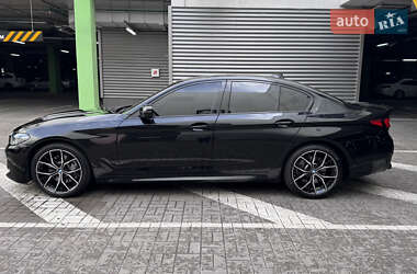Седан BMW 5 Series 2018 в 
