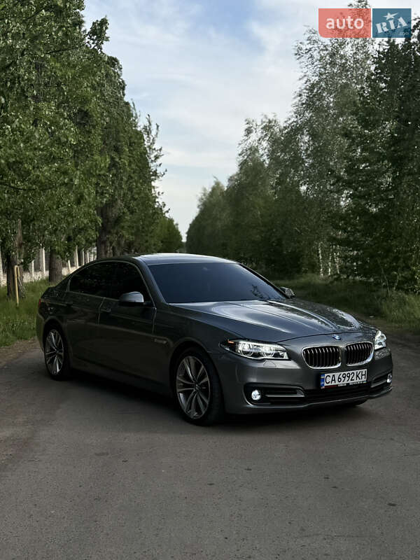 Седан BMW 5 Series 2015 в Умани