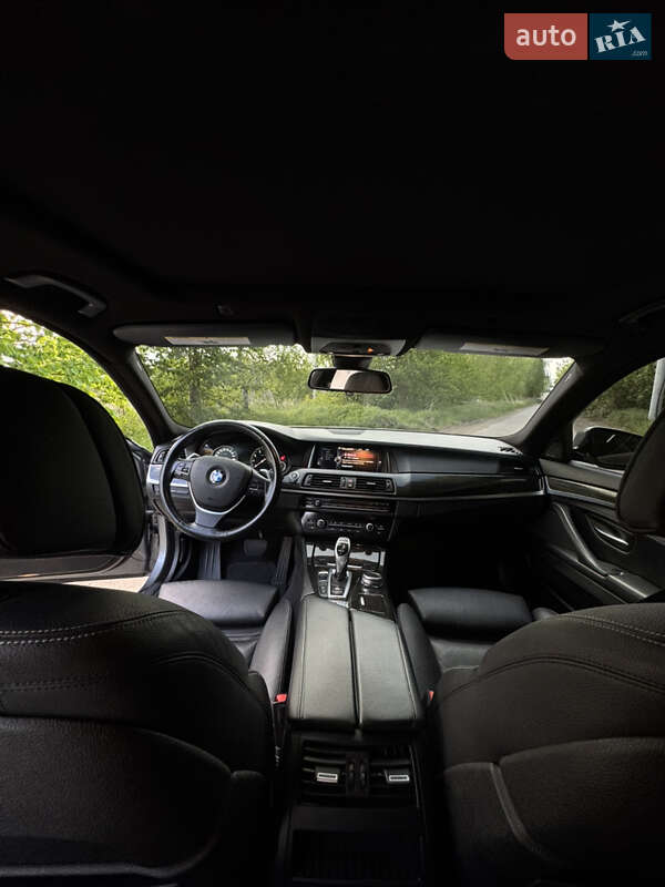 Седан BMW 5 Series 2015 в Умани