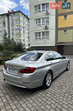 Седан BMW 5 Series 2012 в 