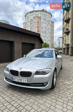 Седан BMW 5 Series 2012 в 