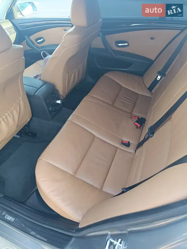 BMW 5 Series 2007 VIN WBAPX11040CX35266 фото оголошення 11 з 55