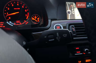Седан BMW 5 Series 2012 в 