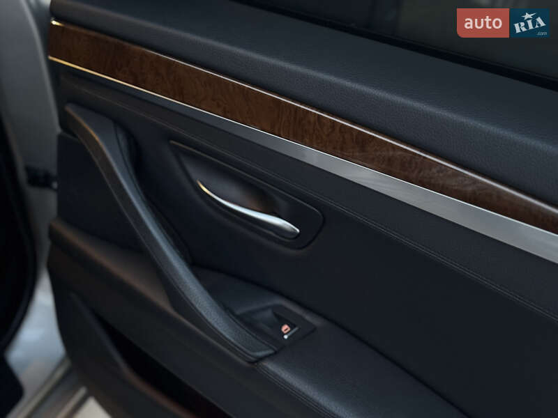Седан BMW 5 Series 2012 в Житомире