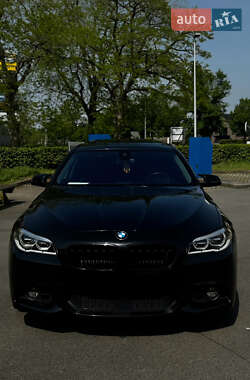 Седан BMW 5 Series 2015 в Снятині