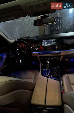 Седан BMW 5 Series 2012 в 