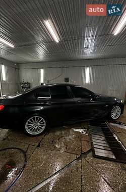 Седан BMW 5 Series 2012 в 