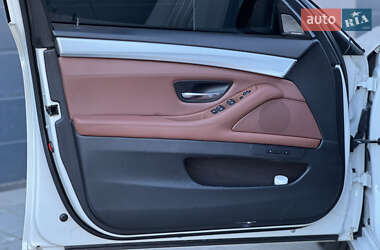 Седан BMW 5 Series 2014 в 