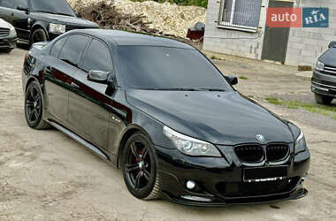Седан BMW 5 Series 2009 в 