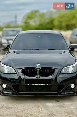 Седан BMW 5 Series 2009 в 