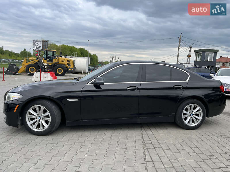 Седан BMW 5 Series 2013 в Львове