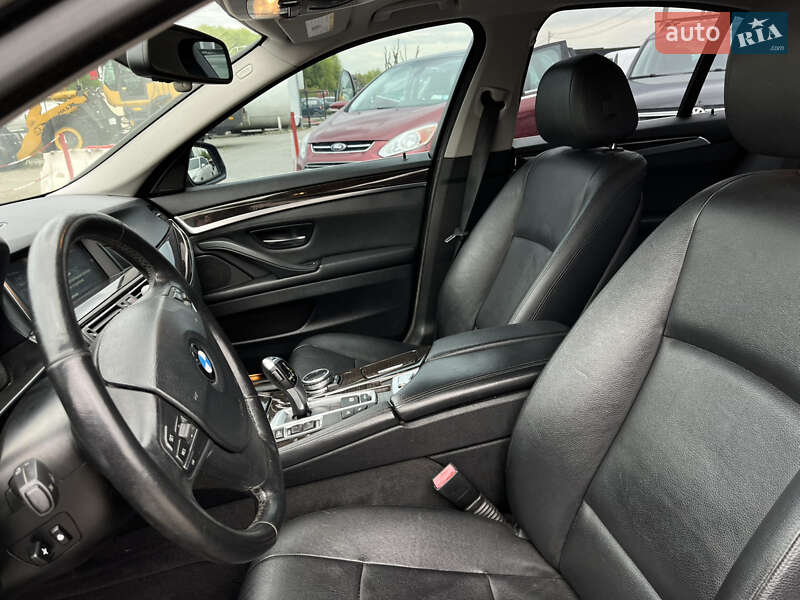 Седан BMW 5 Series 2013 в Львове