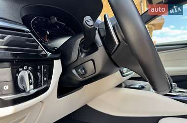 Седан BMW 5 Series 2021 в 