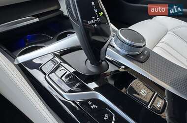 Седан BMW 5 Series 2021 в 