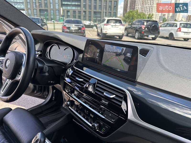 Седан BMW 5 Series 2017 в Києві