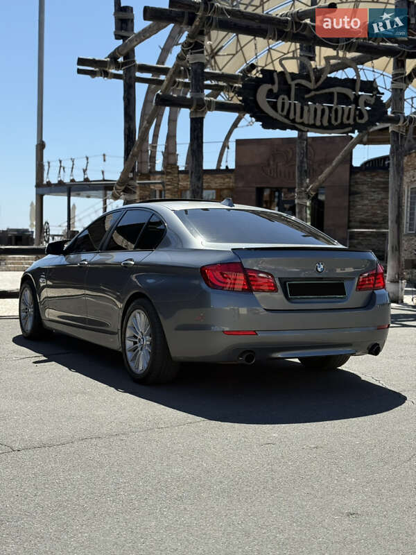 Седан BMW 5 Series 2011 в Одессе