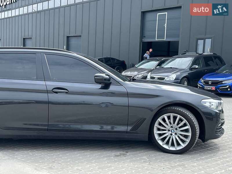 Универсал BMW 5 Series 2020 в Львове