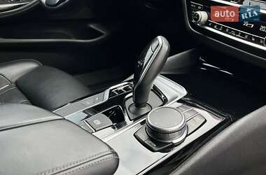 Седан BMW 5 Series 2019 в 