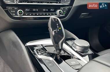 Седан BMW 5 Series 2019 в 
