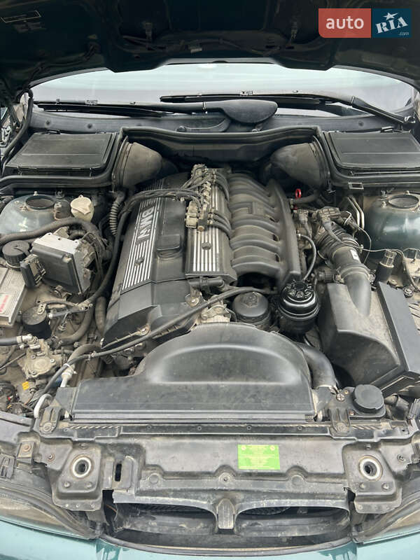 Седан BMW 5 Series 1999 в Яворові