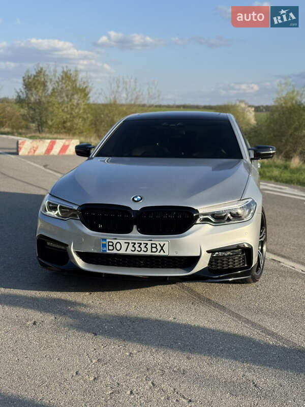 Седан BMW 5 Series 2017 в Львові