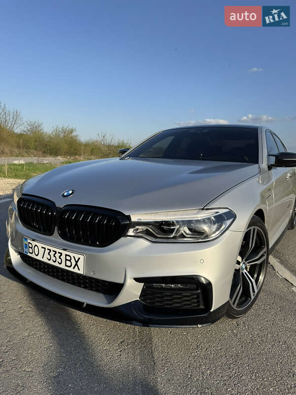 Седан BMW 5 Series 2017 в Львові