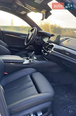 Седан BMW 5 Series 2017 в 