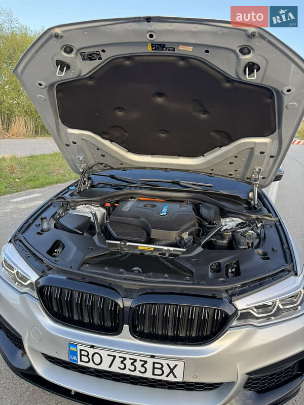 Седан BMW 5 Series 2017 в Львові