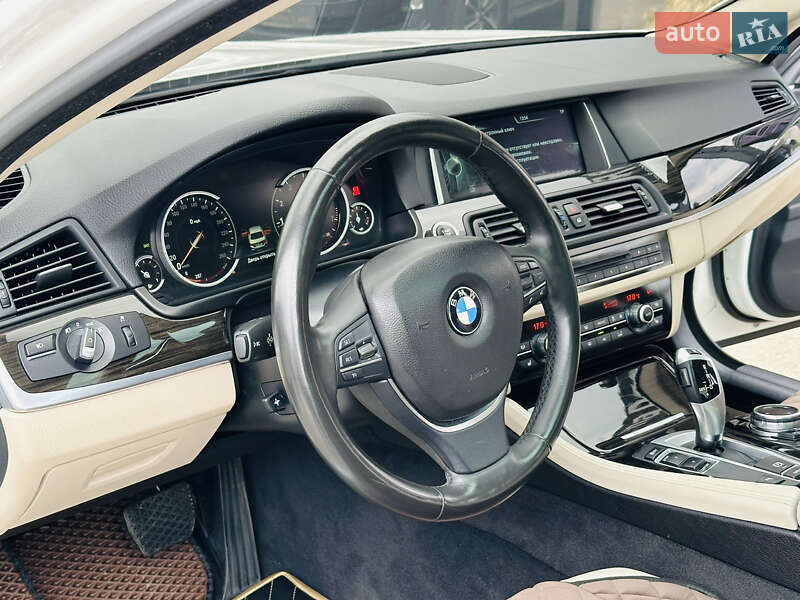 Седан BMW 5 Series 2013 в Харкові