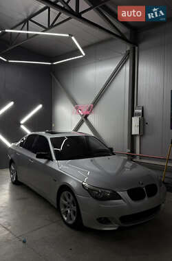 Седан BMW 5 Series 2004 в 