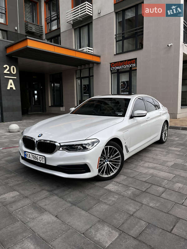 Седан BMW 5 Series 2018 в Киеве фото 2 Седан BMW 5 Series 2018 в Киеве