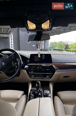 Седан BMW 5 Series 2018 в 