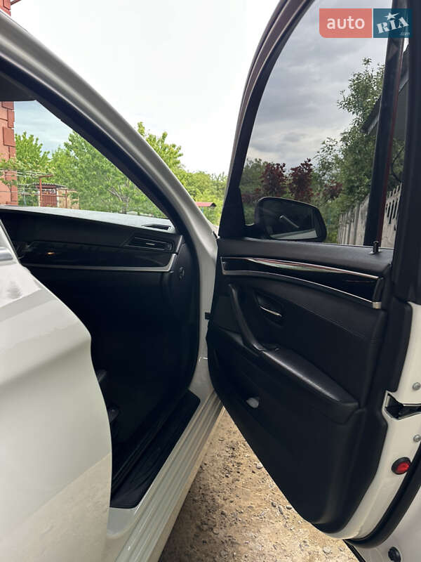 Седан BMW 5 Series 2012 в Черновцах фото 3 Седан BMW 5 Series 2012 в Черновцах