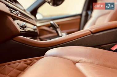 Седан BMW 5 Series 2015 в 
