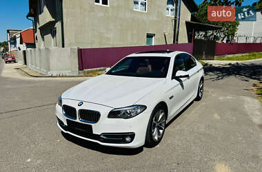 Седан BMW 5 Series 2015 в 