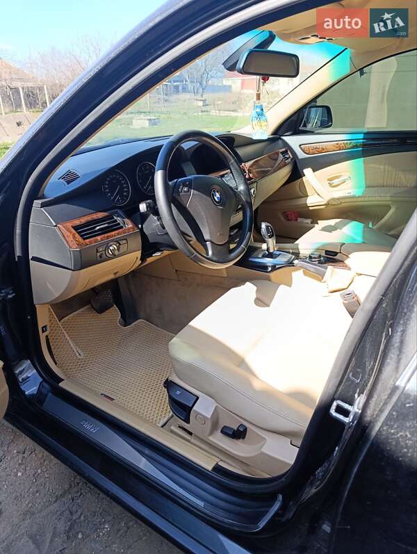 Седан BMW 5 Series 2008 в Николаеве