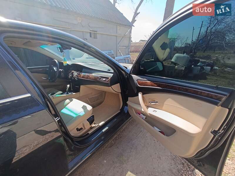 Седан BMW 5 Series 2008 в Николаеве