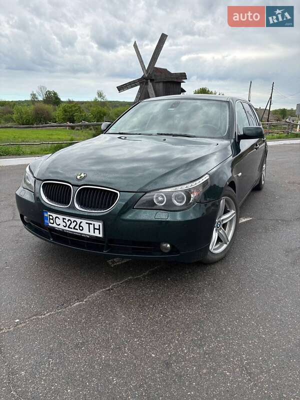 BMW 5 Series 2004